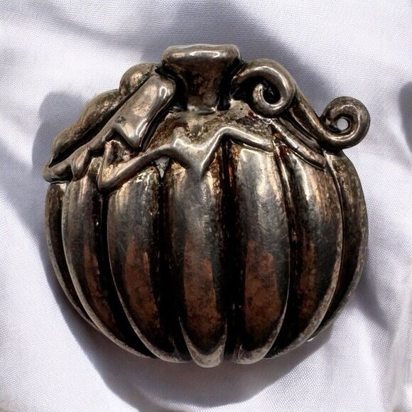 Unbranded Jewelry - Vintage Metal Pumpkin Brooch Pin – 1.5” Fall Jewelry Antiqued Silver Finish